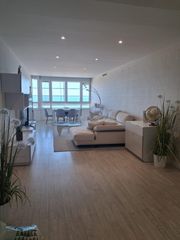 Location Appartement à Paseo Marítimo - San José - La Laguna. Alquiler anual magnífico piso en 1ª linea de playa victoria