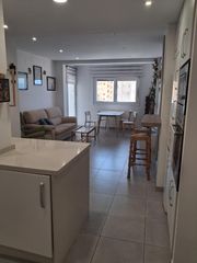 Rent Flat in Paseo Marítimo - San José - La Laguna. Alquiler anual a partir de septiembre magnífico piso en 1ª linea