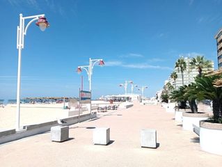 Piano terra in Paseo Marítimo - San José - La Laguna. Estudio reformado junto a la playa victoria