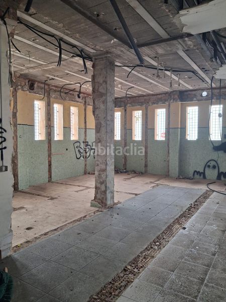 Foto a685f9a6-85e8-4471-bde3-0b3480371121. Alquiler local comercial magnífico local en alquiler junto a la itv en Cádiz