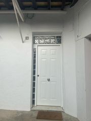 Rent Flat in El Pópulo - Santa María. Alquiler temporal  zona del mercado central de abastos
