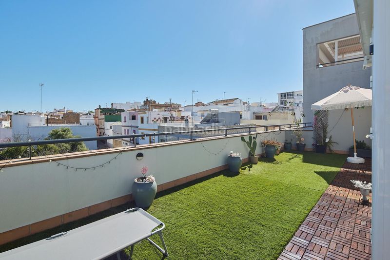 Foto c099ff53-c69a-4085-90fe-a94b4d9c67dc. Etagenwohnung mit parking in Núcleo urbano Chiclana de la Frontera