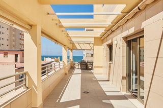 Dachwohnung in Paseo Marítimo - San José - La Laguna. Exclusividad, luz y una espectacular terraza de 70 m2 en la mill