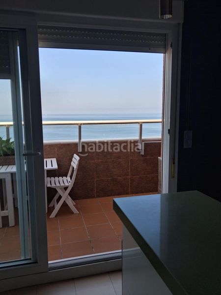 Foto 496283b1-d914-4e03-855e-2f88f8ac9c75. Alquiler ático temporada escolar precioso ático con terraza amplia con vistas al mar y zona de aparcamiento. en Cádiz