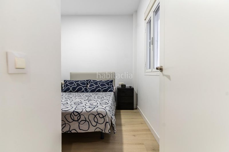 Foto 66570f9b-a736-452f-b287-3019fa75df86. Piso vivienda amplia en pleno corazón reformada con dos patios. en Cádiz
