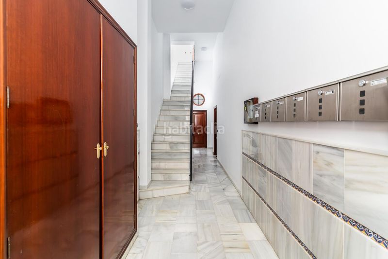 Foto d3de7d27-2b95-483d-9073-ce7b17c597d0. Piso vivienda amplia en pleno corazón reformada con dos patios. en Cádiz