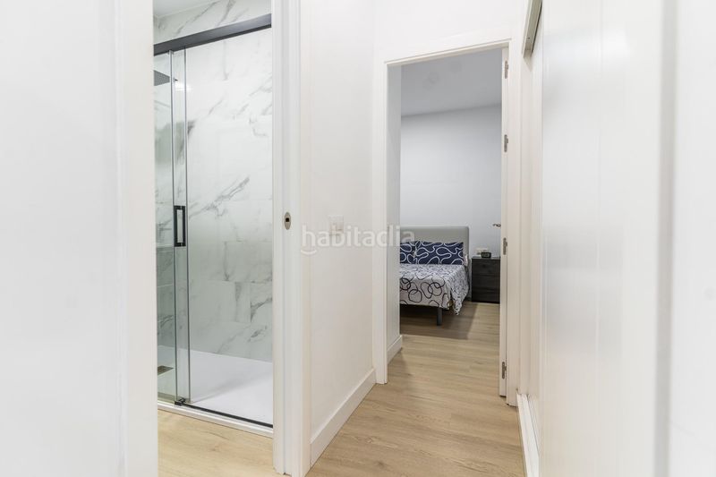 Foto de935bd7-e73c-447e-91f7-239bdda86048. Piso vivienda amplia en pleno corazón reformada con dos patios. en Cádiz