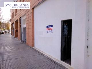 Lloguer Local Comercial a Astilleros - La Paz  - Loreto - El Corte Inglés. Local en bruto con buena fachada, zona barriada de la paz