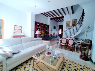 Maison  Carrer del santíssim. Casa señorial en oliva