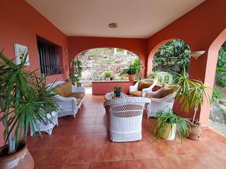 Casa a Oliva Pueblo. Maravilloso chalet con vistas al mar y montaña .