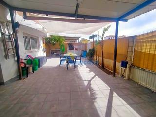 Casa a Oliva Playa. Chalet pareado en  la playa de oliva