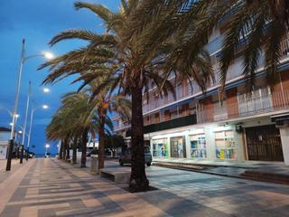 Local Comercial a Oliva Playa. Comercial asignado: carmen gonzalez
tlf: 699838827
este local ,