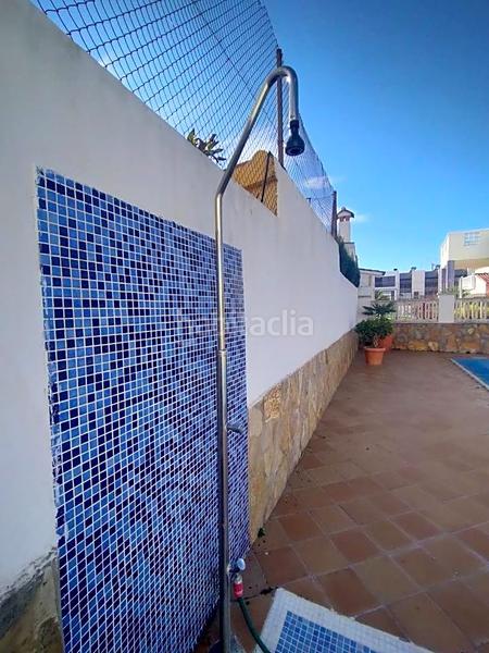 Foto 7111223e-1714-4e70-8e24-db94dd8b6929. Casa espectacular chalet adosado con piscina y vistas al mar playa en Oliva
