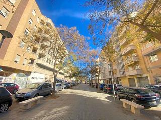 Pis a Oliva Pueblo. Piso zona paseo con parking y trastero
