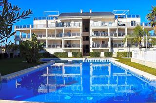 Dúplex  Carrer de xeraco. Espacioso dúplex la playa de oliva