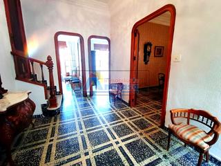 Haus in Oliva Pueblo. Céntrica casa con gran garaje en oliva
