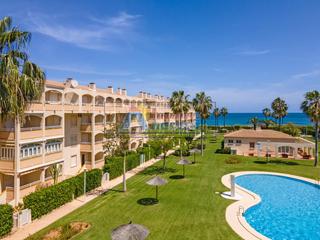 Apartament en Carrer llac maracaibo 236. Apartamento en primersima linea  playa con parking , denia