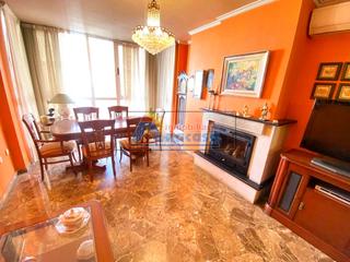 Appartement à Oliva Pueblo. Gran piso con parking y trastero en oliva