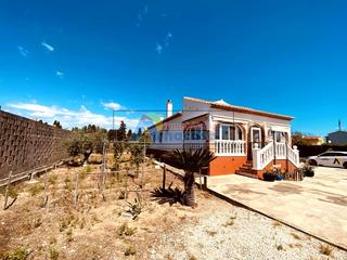Casa a Oliva Playa. Chalet independiente en playa de oliva