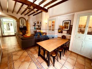 Haus in Oliva Pueblo. Preciosa casa con carácter en oliva