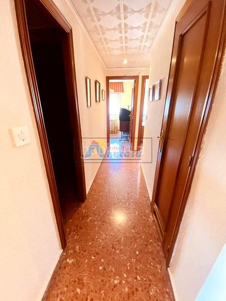 Foto 0fd9506d-69af-4a74-89a1-f61cd5aa97ca. Piso  junto al paseo con parking en Oliva pueblo Oliva