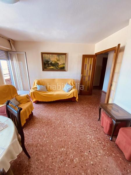 Foto 475d8abc-8418-4f16-ac40-95bd99ce8e02. Piso  junto al paseo con parking en Oliva pueblo Oliva