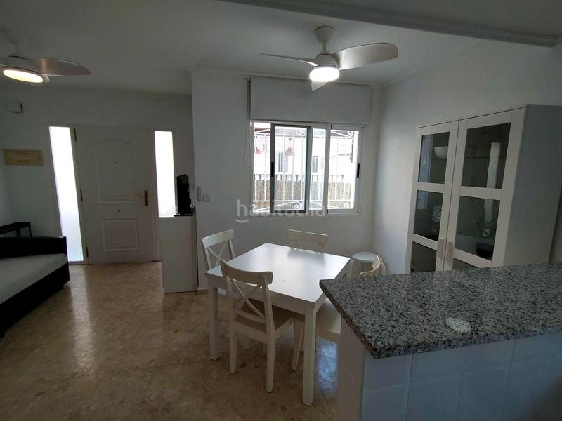 Foto 1d65801b-184f-417c-8a19-ccecddde8ab9. Casa pareada en de gaudi 9 excelente oportunidad! , chalet pareado en primera línea de playa nova en Oliva