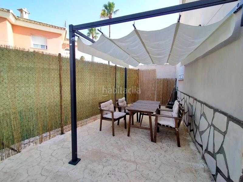Foto 34fc65d3-2bf8-4ca1-9fcb-4b31d33d3f16. Casa pareada en de gaudi 9 excelente oportunidad! , chalet pareado en primera línea de playa nova en Oliva