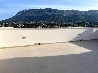 Lloguer Àtic  De la corona boreal. Ático a estrenar  con dos amplias terrazas y piscina en denia