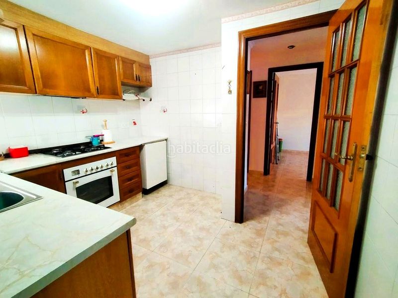 Foto 79bfb0d8-c96a-42c8-9196-218a88d14b56. Pis a Oliva pueblo Oliva