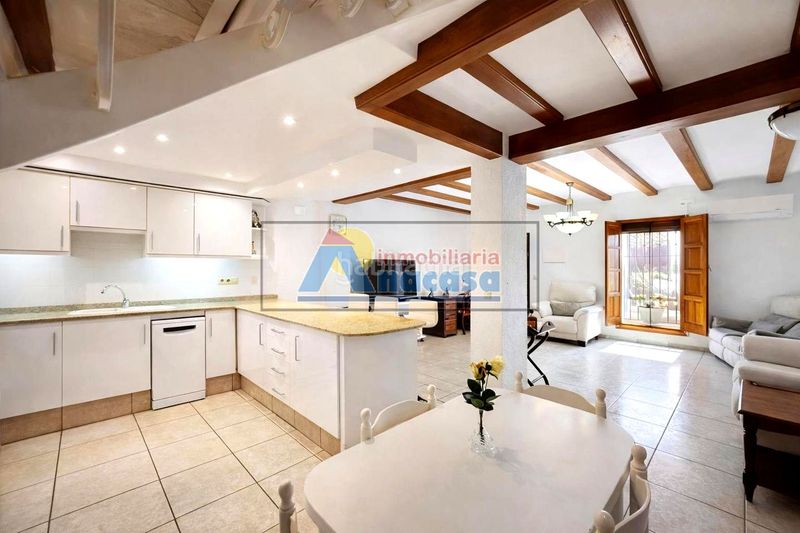 Foto 258bed70-90ee-4adb-be37-a1e7d17aa488. Casa a Oliva pueblo Oliva