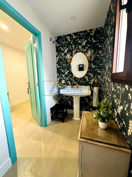 Foto 3fb93e57-548c-47f7-bfce-331541fdd177. Casa amb aparcament a Oliva pueblo Oliva