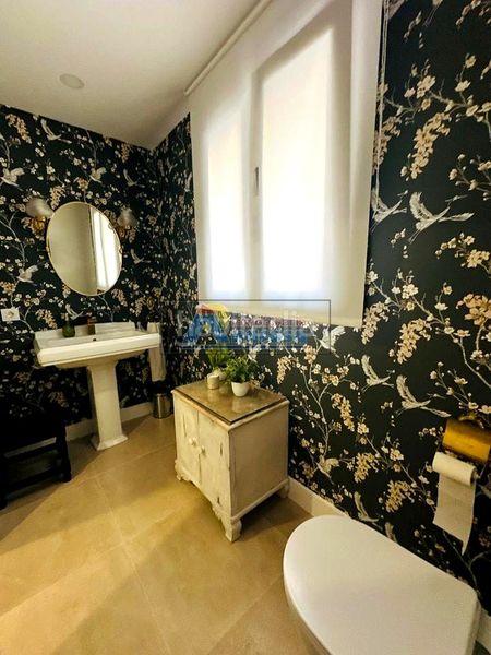 Foto 6d53bc03-bcdd-4c75-9e30-10de6b243383. Casa amb aparcament a Oliva pueblo Oliva