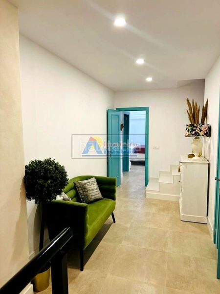 Foto 87377b1a-9bbc-46af-aab0-5c9f22898ec5. Casa amb aparcament a Oliva pueblo Oliva