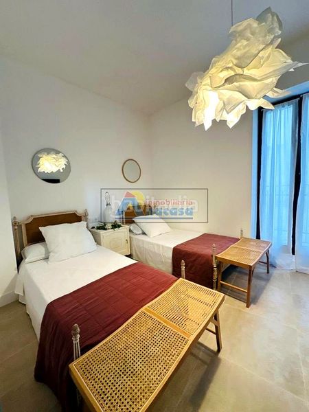 Foto a5083daf-8f93-4d54-9650-0893f37bc6a7. Casa amb aparcament a Oliva pueblo Oliva