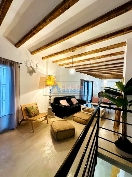 Foto c444b73f-1134-4f92-a89c-411a8880e392. Casa amb aparcament a Oliva pueblo Oliva