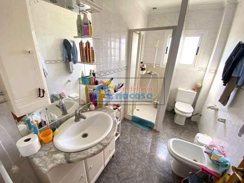 Foto 4fa42b38-e834-43d5-a8d3-558bdd99da3f. Casa a Oliva playa Oliva