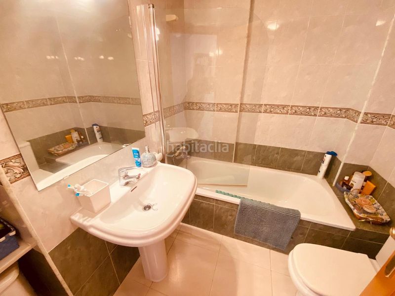 Foto c9c35182-16bb-4925-9c77-ec17476244f2. Pis amb aparcament a Oliva playa Oliva