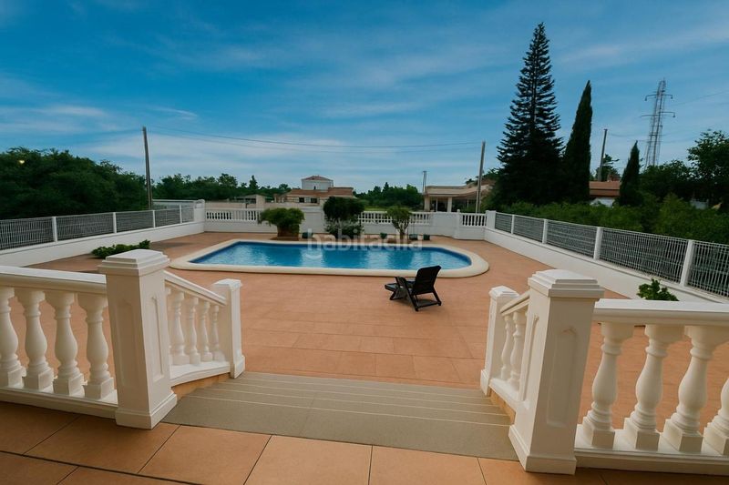Foto bdc2fe09-cedd-4600-9b4d-ae5e7e2a5277. Casa amb piscina a Oliva playa Oliva