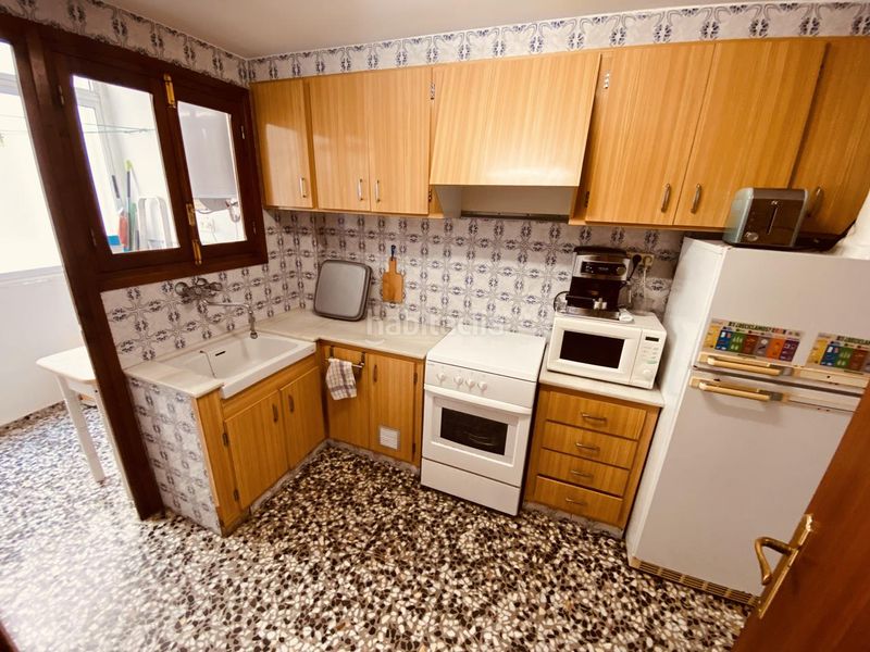 Foto f3ee2fd5-8669-4f76-a777-48467964aeb9. Pis a Oliva playa Oliva