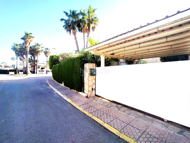 Foto 6c4ea610-338e-44e2-9ca5-a61ff89e0f85. Casa amb calefacció piscina a Oliva nova Oliva
