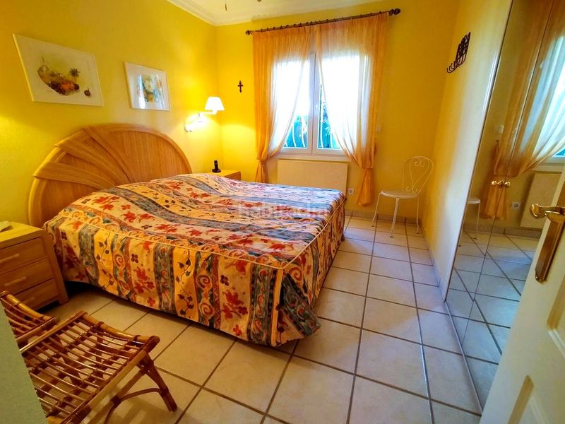 Foto ced968af-b286-4cc9-b961-392e65dea1e8. Casa amb calefacció piscina a Oliva nova Oliva