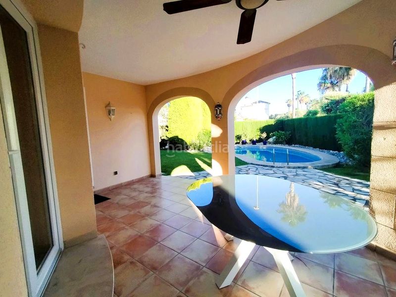 Foto e53dadf9-8732-4fd3-90ad-807be8fdff53. Casa amb calefacció piscina a Oliva nova Oliva
