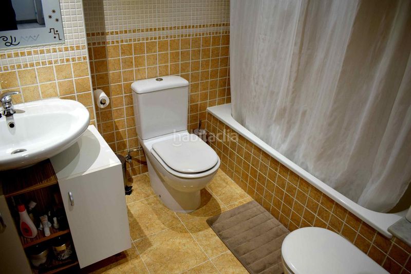 Foto f43c8fa2-8996-4dbe-a42d-b4ce755d6dd8. Pis amb aparcament a Oliva pueblo Oliva