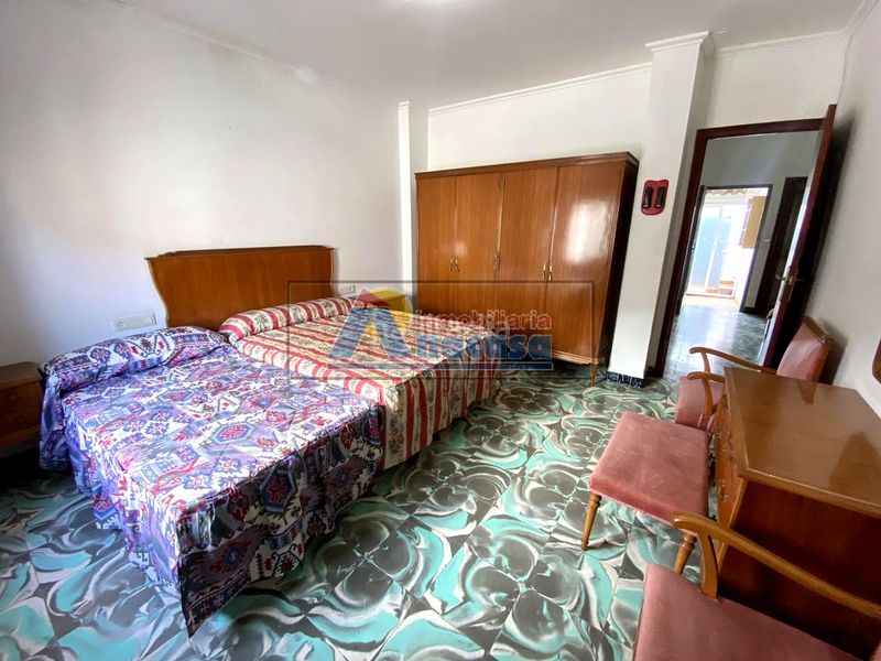 Foto 45bed58c-7b22-4f61-a759-7147e6ed97d8. Casa a Oliva pueblo Oliva