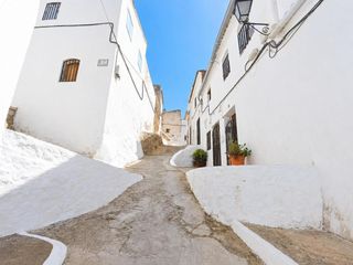 Haus in Oliva Pueblo. Casa con terraza, situada en centro histórico
