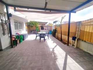 Casa a Oliva Playa. Chalet pareado en  la playa de oliva