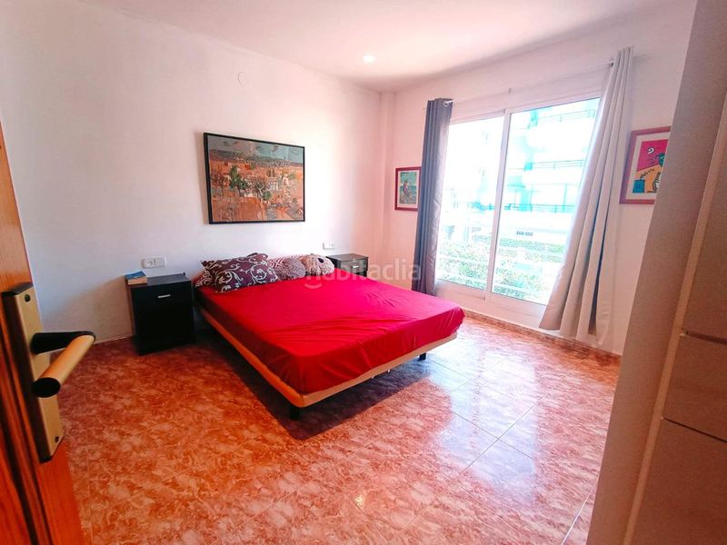 Foto 36e0aa92-a027-41b5-859f-b32b7ed416e4. Casa amb aparcament a Oliva playa Oliva