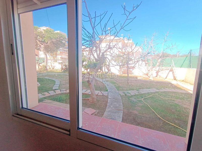 Foto 9893fb26-1dfa-4c75-b7a8-c0851330e860. Casa amb aparcament a Oliva playa Oliva