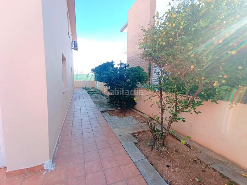 Foto de5f6ba7-a919-4107-9800-b61610128dea. Casa amb aparcament a Oliva playa Oliva